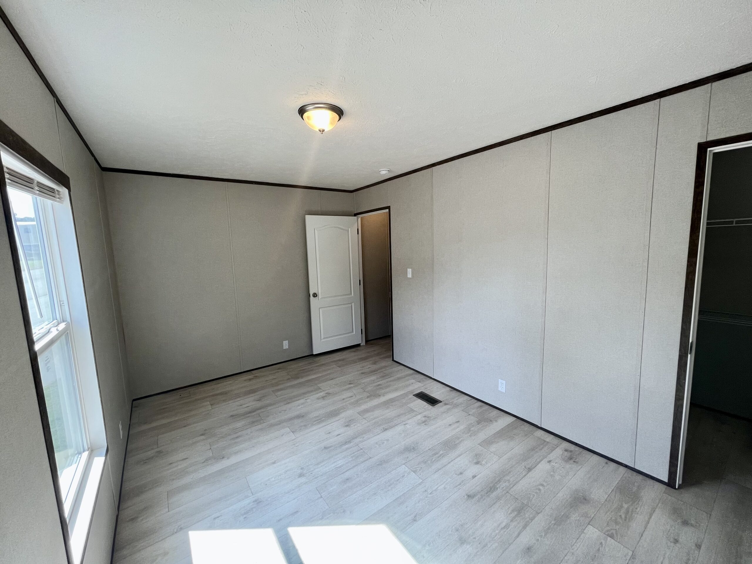 365 Helen St. Jacksonville, NC 28546