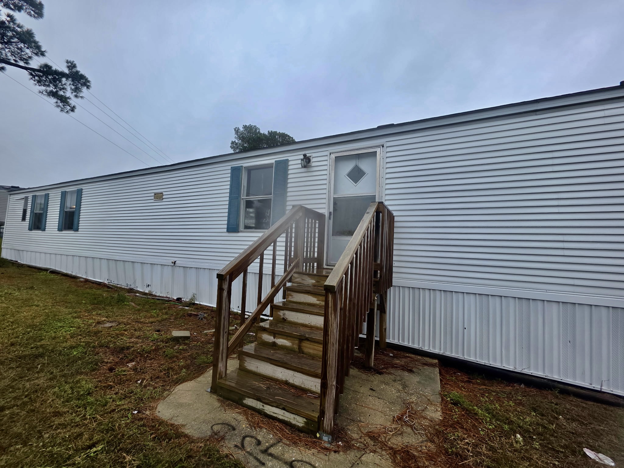 455 Frances St. Jacksonville, NC 28546