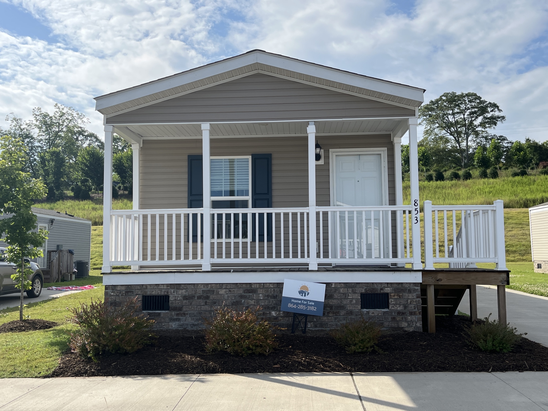 853 Lookout Drive Spartanburg, SC 29306