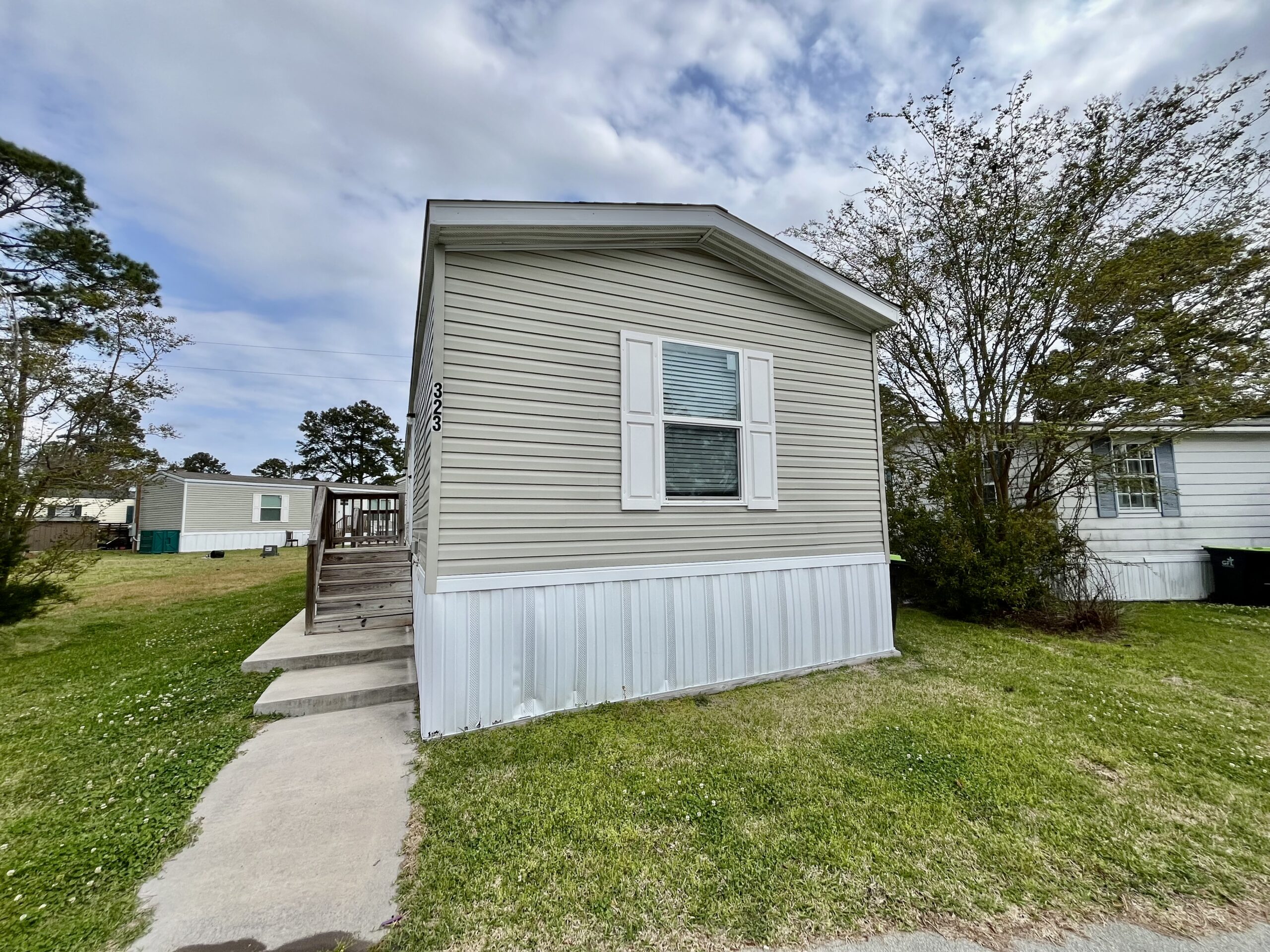 323 Helen St. Jacksonville, NC 28546