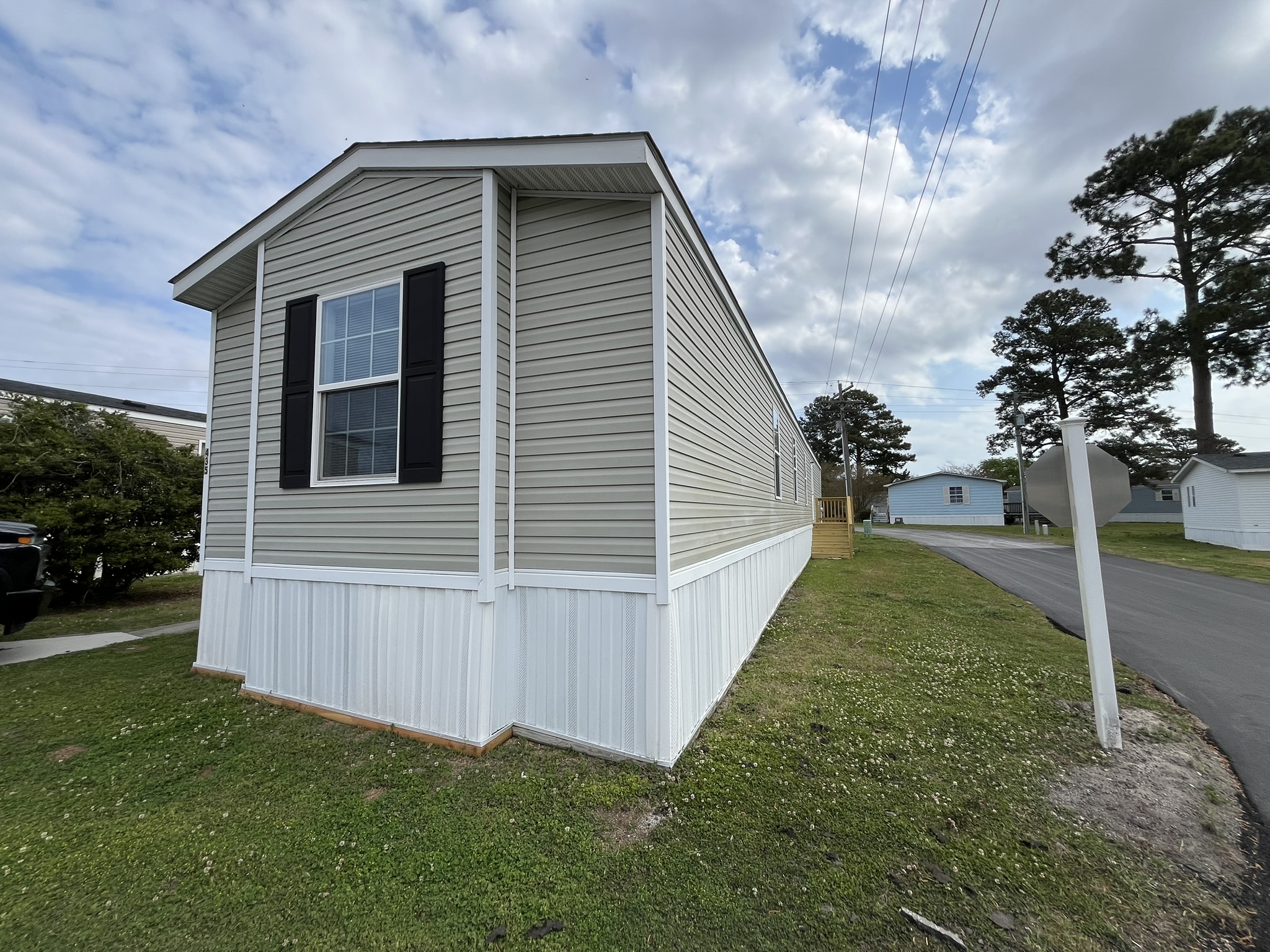 435 Frances St. Jacksonville, NC 28546