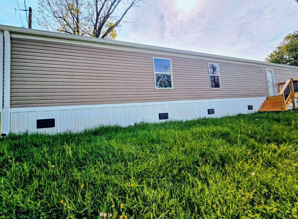 HWY 11E 3064 Volunteer Parkway Lot 8 Bluff City, TN 37618