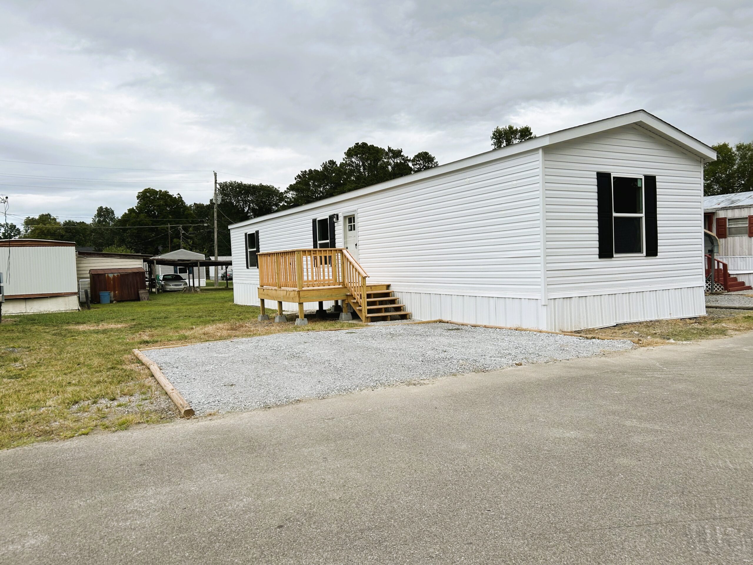 33 Charlsie Trail Rossville, GA 30741