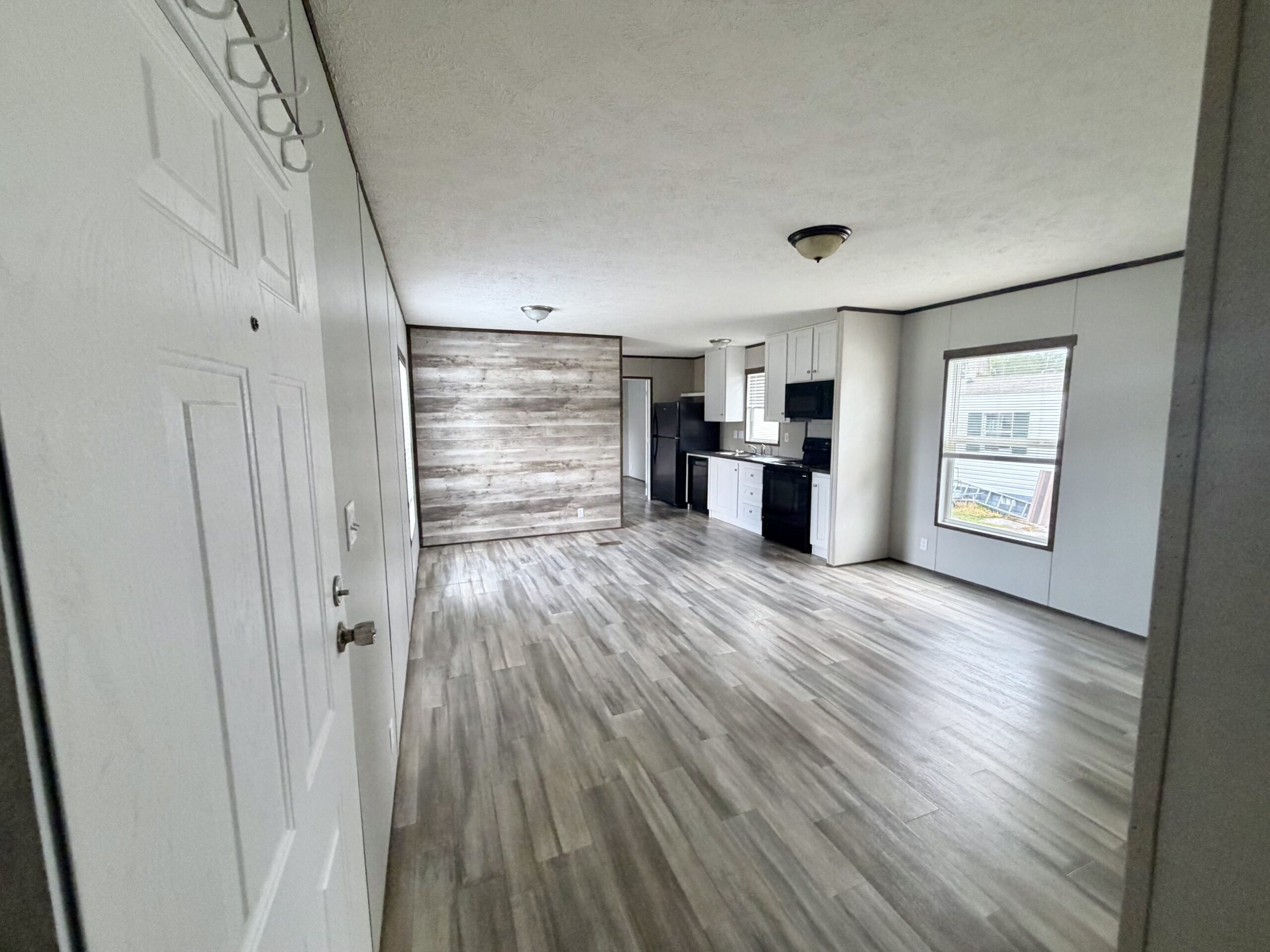 354 Helen St Jacksonville, NC 28546