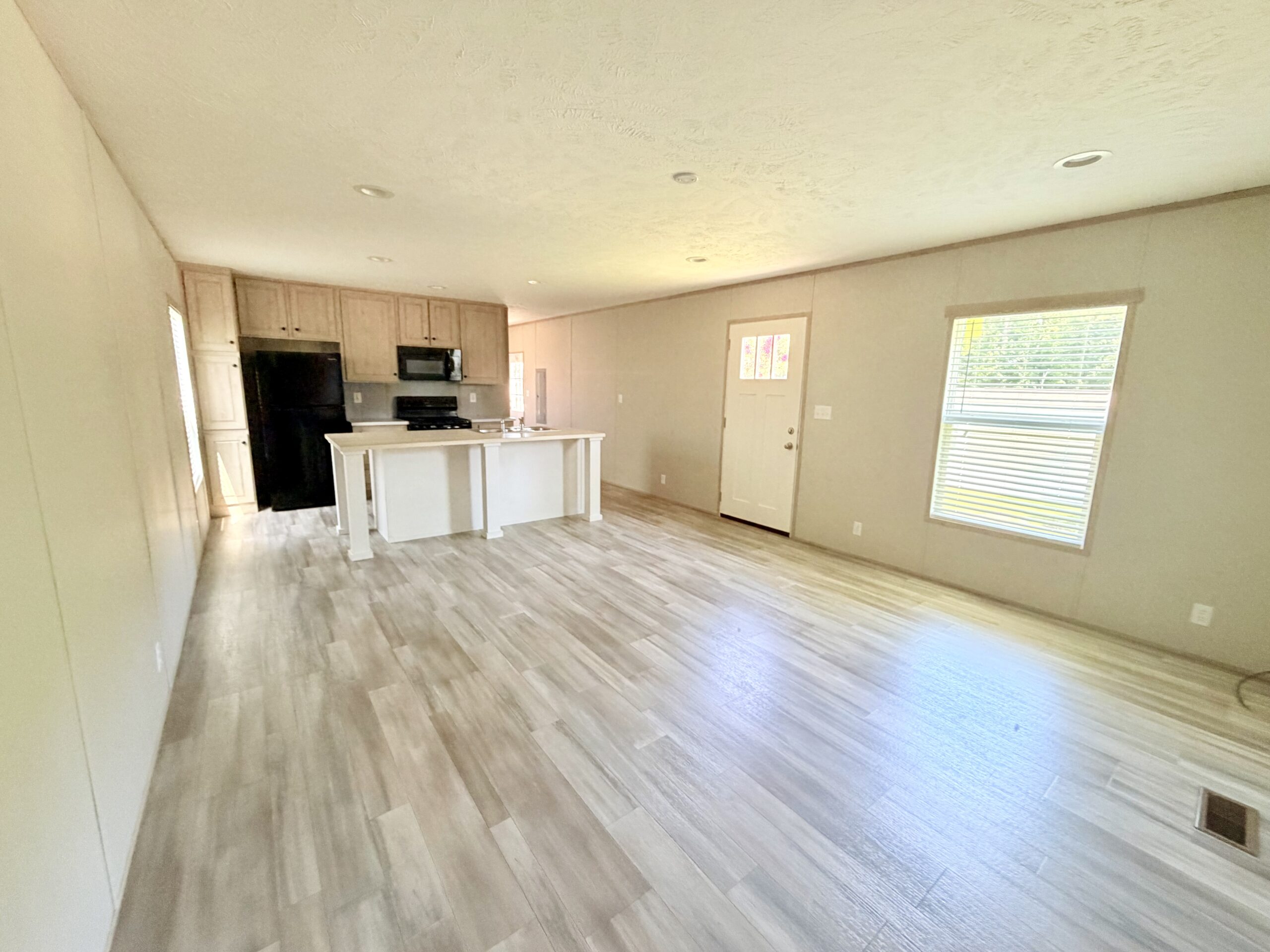 370 Helen St. Jacksonville, NC 28546