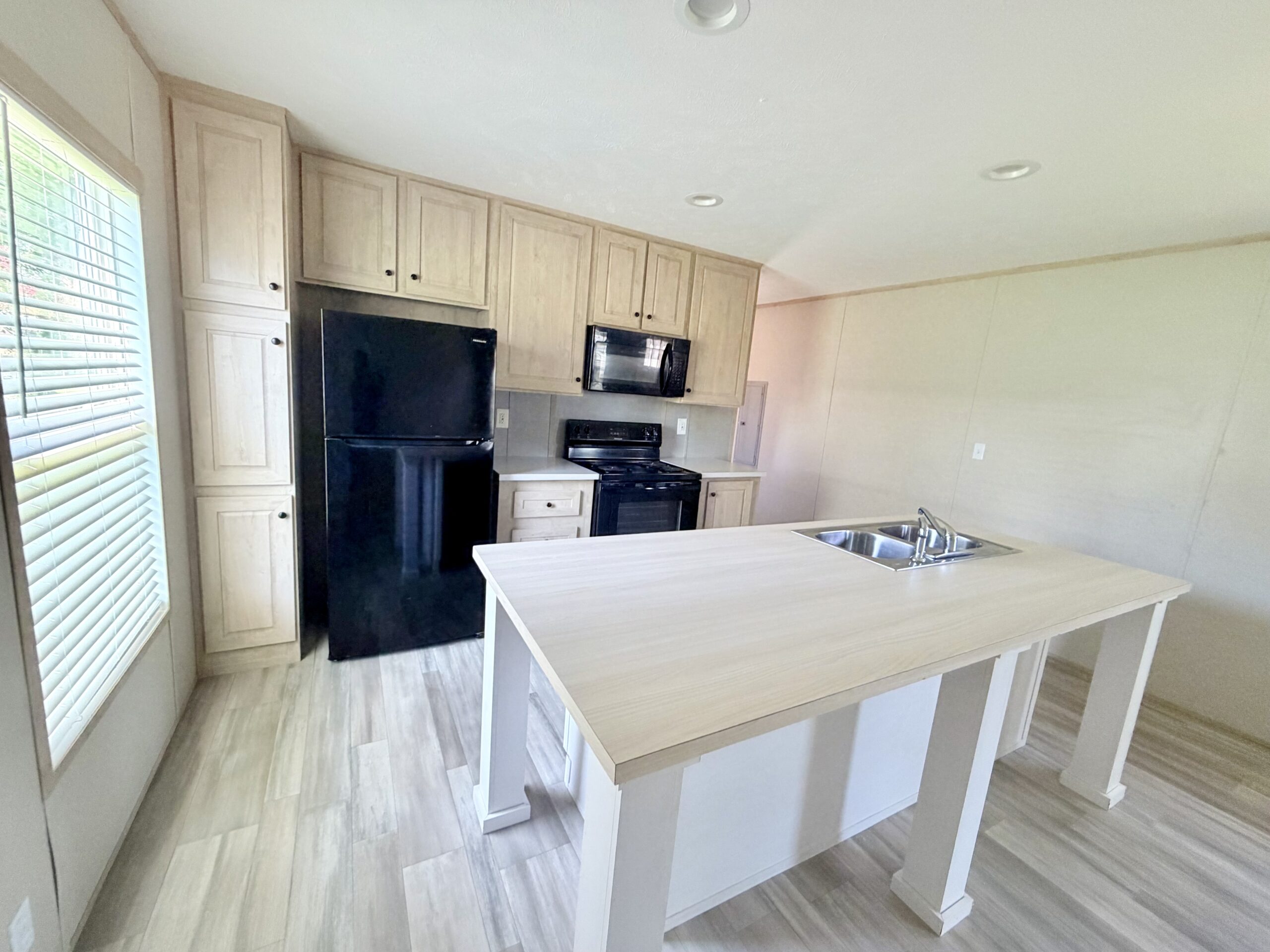 370 Helen St. Jacksonville, NC 28546