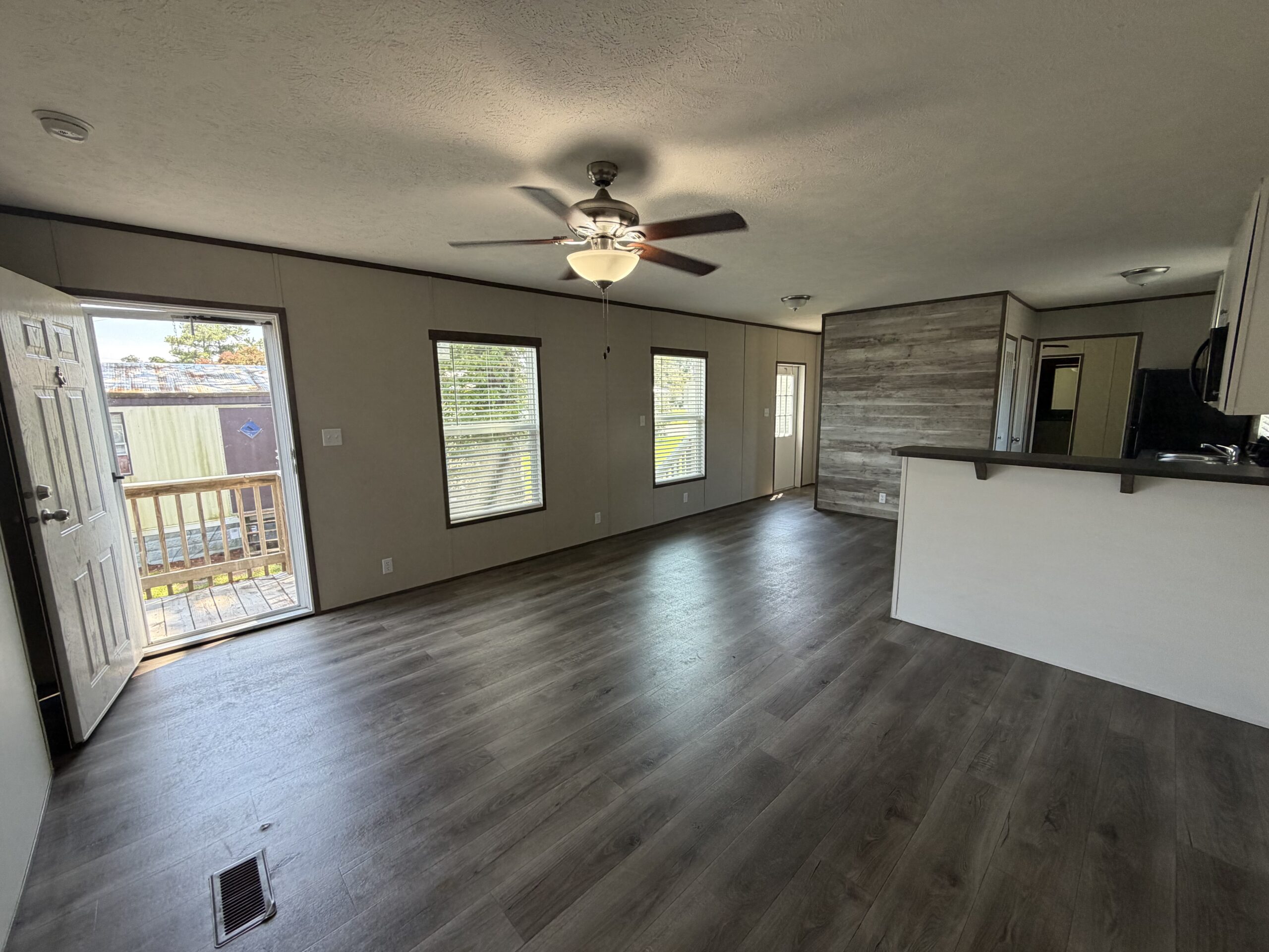 424 Frances St. Jacksonville, NC 28546