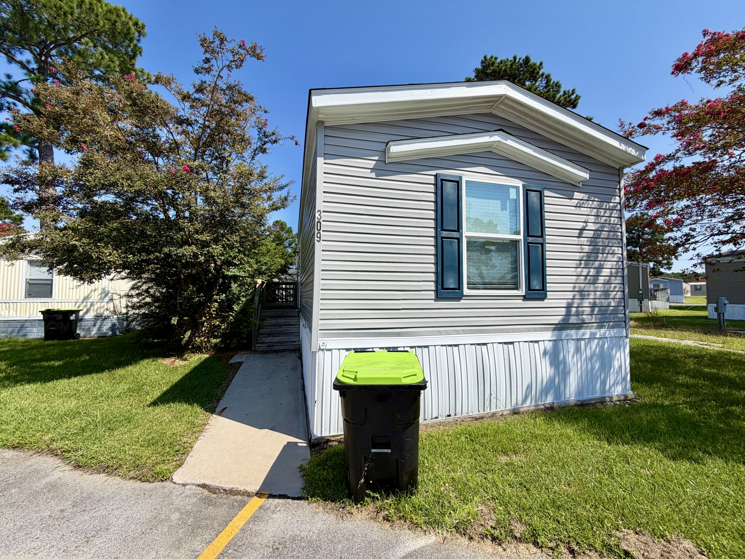 309 Helen St. Jacksonville, NC 28546