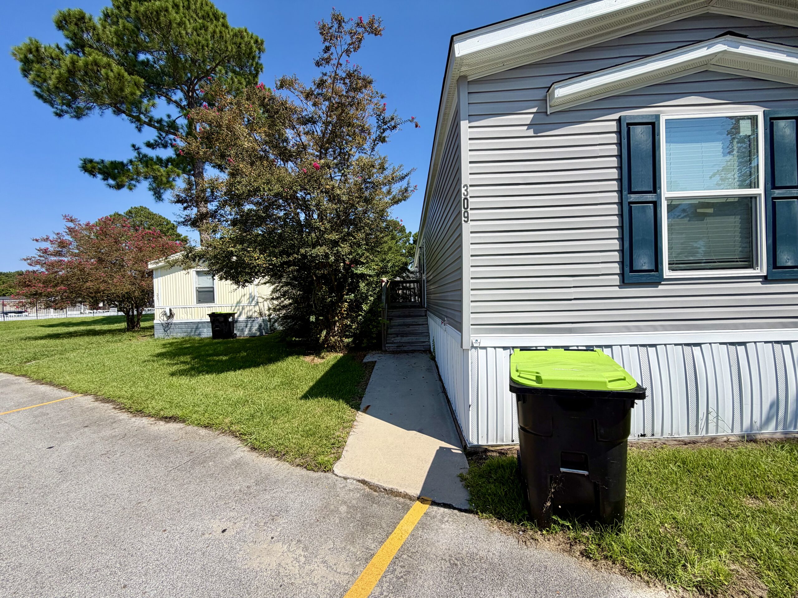 309 Helen St. Jacksonville, NC 28546