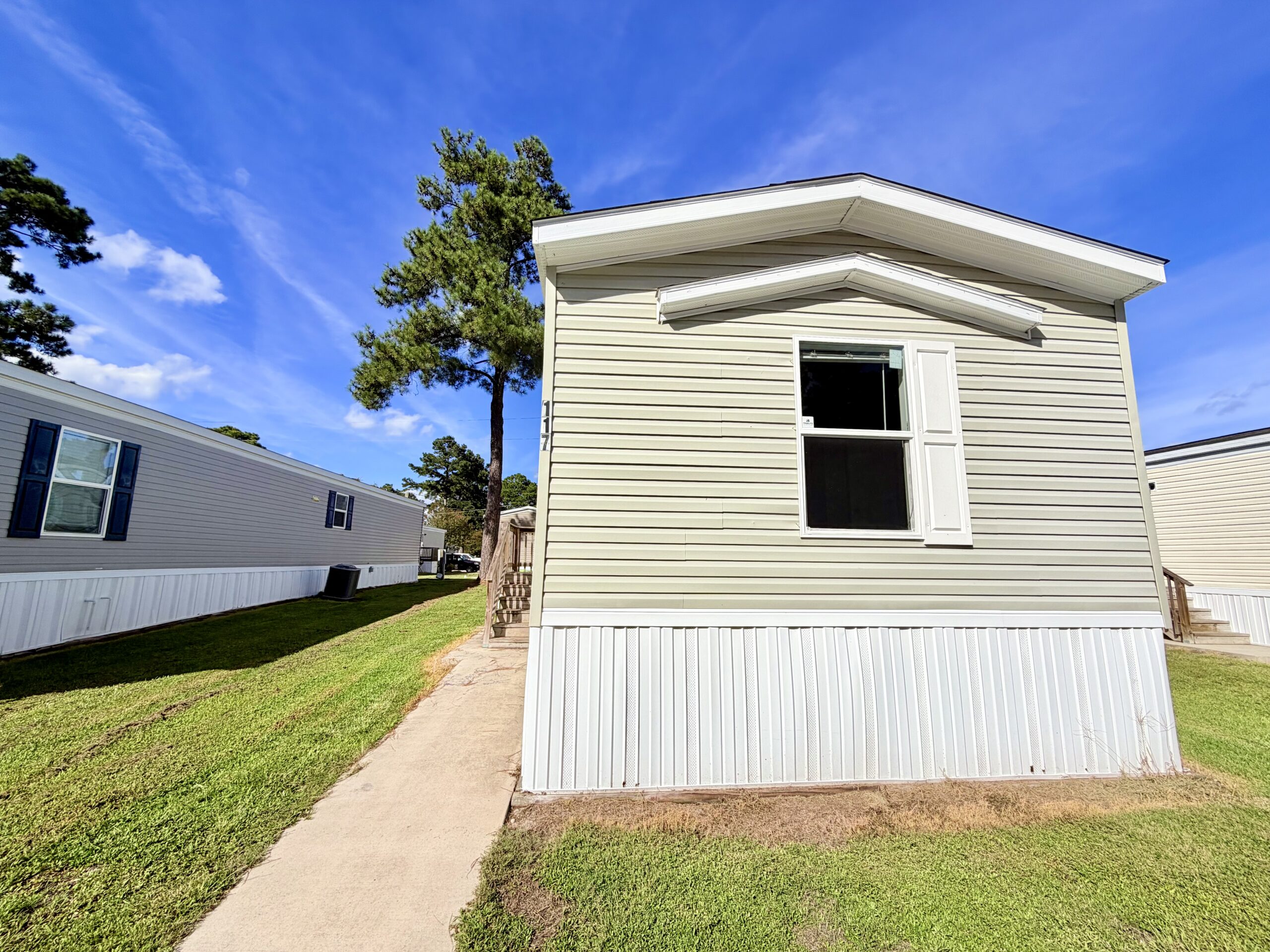 117 Daisy St., Jacksonville, NC 28546